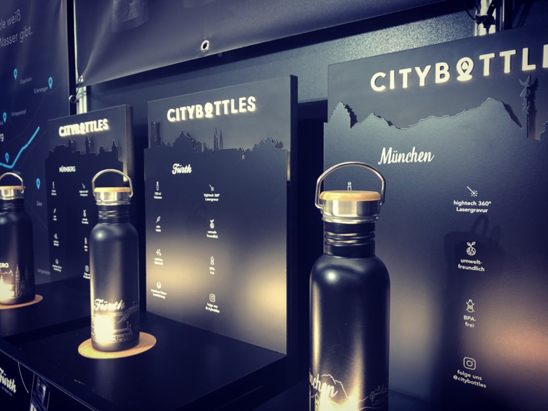 Display Flaschen mit Drehmotor